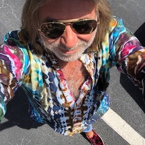 Meet your Posher, Jonathan